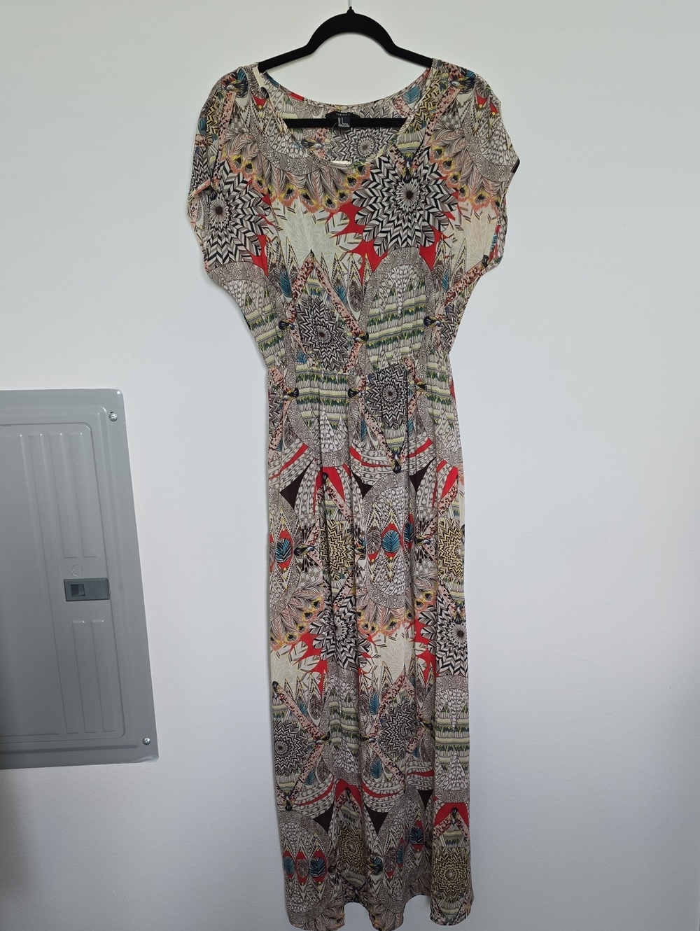 NWT Forever 21 Cream Maxi Dress with Red and Green Abstract Print